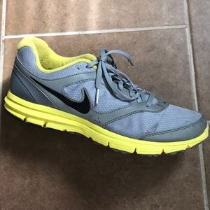 Womens Nike h20 Repel Lunarfly 2